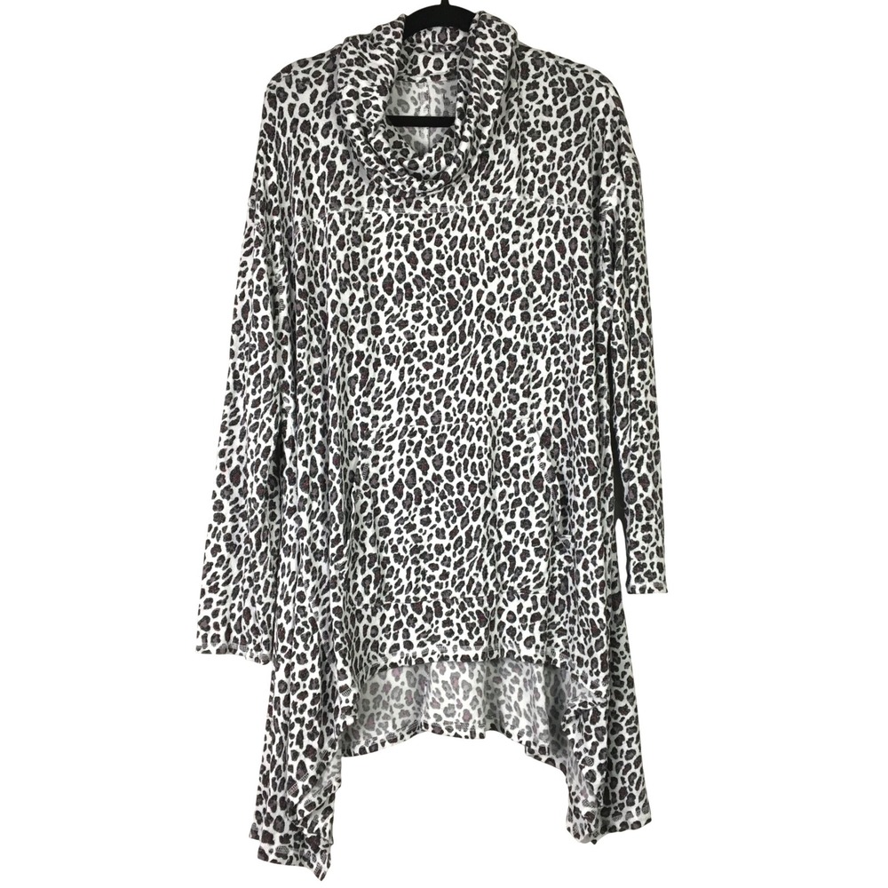 Livi Leopard Print Cowl Neck Sharkbite Tunic Top 22/24 White Gray